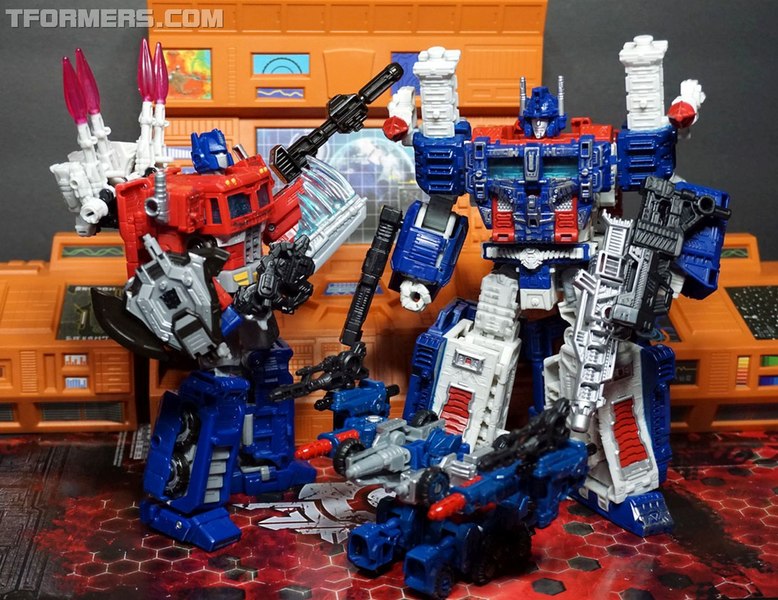 Review Siege Ultra Magnus Leader War For Cybetrtron  (51 of 93)